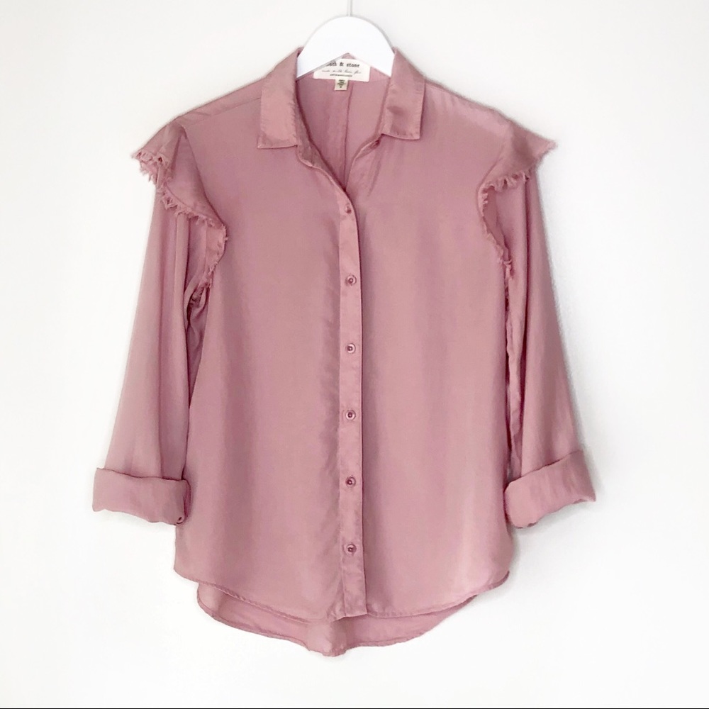 Cloth & Stone Pink Long Sleeve Button Up Blouse